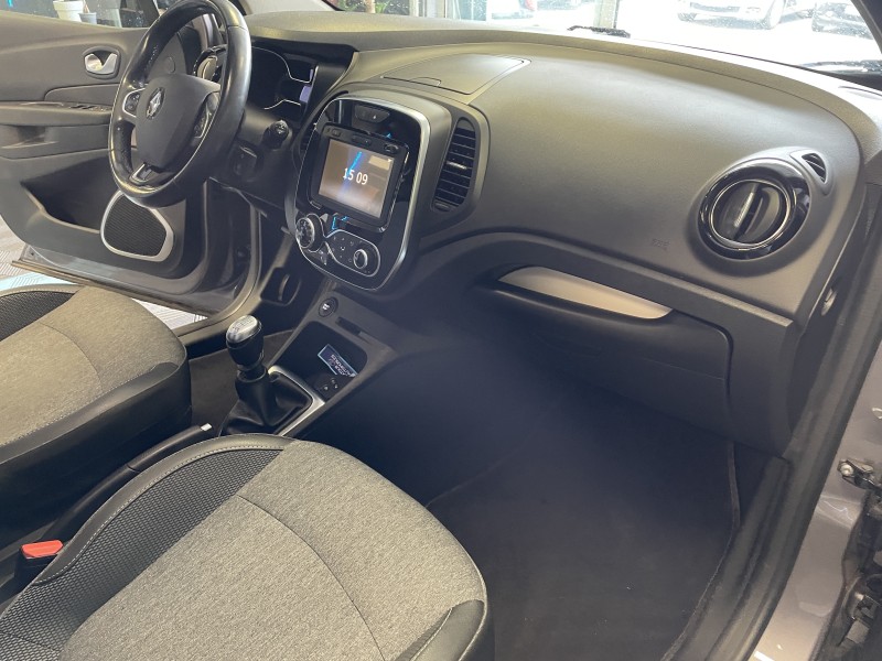 RENAULT CAPTUR 1.3 TCE 130CV INTENS EN VENTE A SIX FOURS LES PLAGES