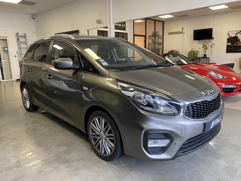 KIA CARENS 1.7 CRDi - 115 ch 7 places Finition Active MIS EN VENTE VERS TOULON DANS LE VAR