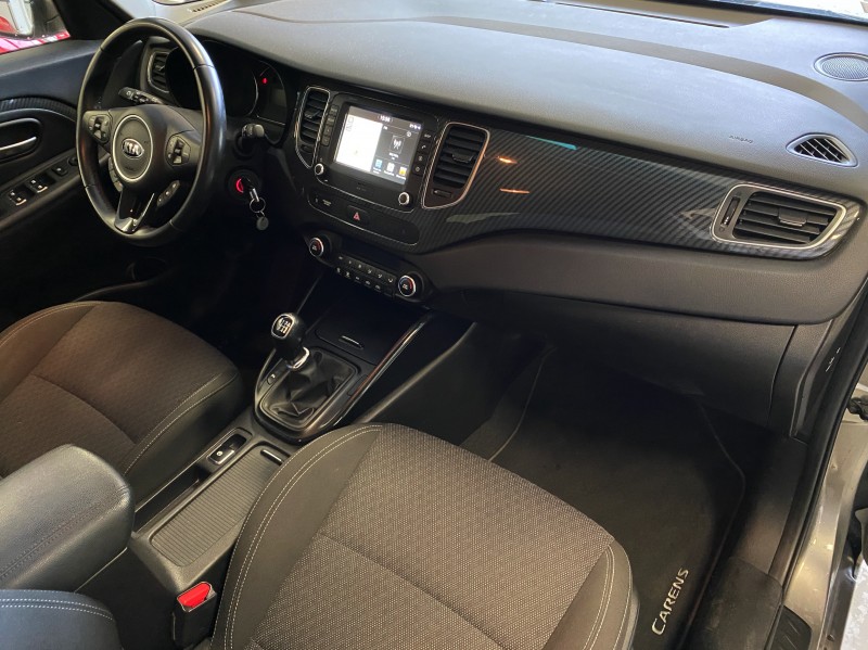 KIA CARENS 1.7 CRDi - 115 ch 7 places Finition Active MIS EN VENTE VERS TOULON DANS LE VAR