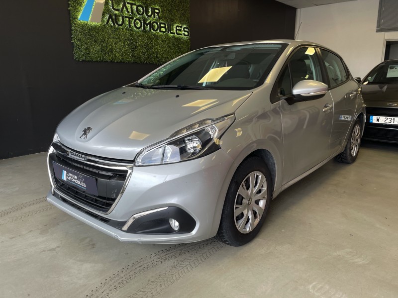 PEUGEOT 208 1.6 BlueHDi - 100 BERLINE Style DISPONIBLE VERS TOULON 83