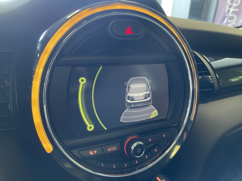 MINI ONE SHOREDITCH 102CV ESSENCE D'OCCAS A BANDOL DANS LE 83