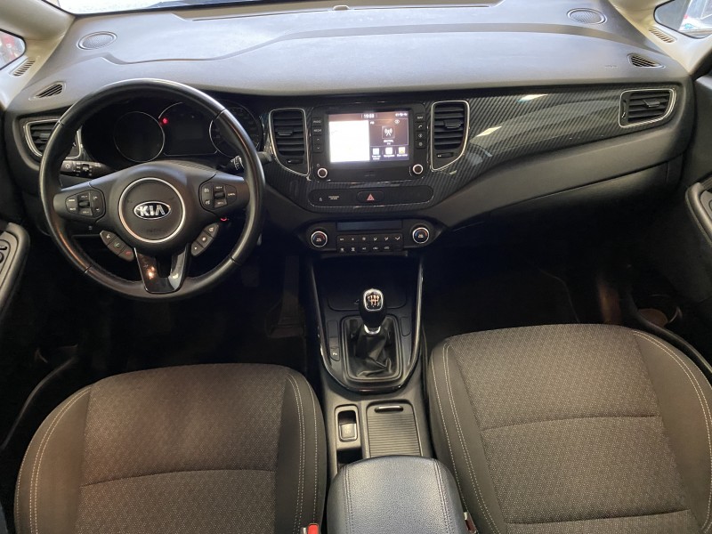 KIA CARENS 1.7 CRDi - 115 ch 7 places Finition Active MIS EN VENTE VERS TOULON DANS LE VAR
