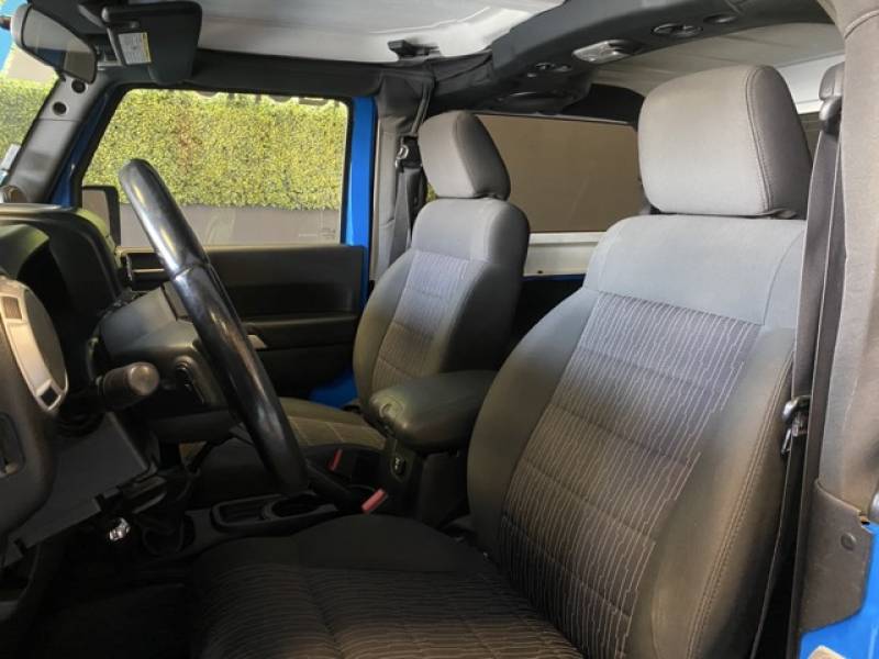 JEEP WRANGLER SAHARA V6 3.8L