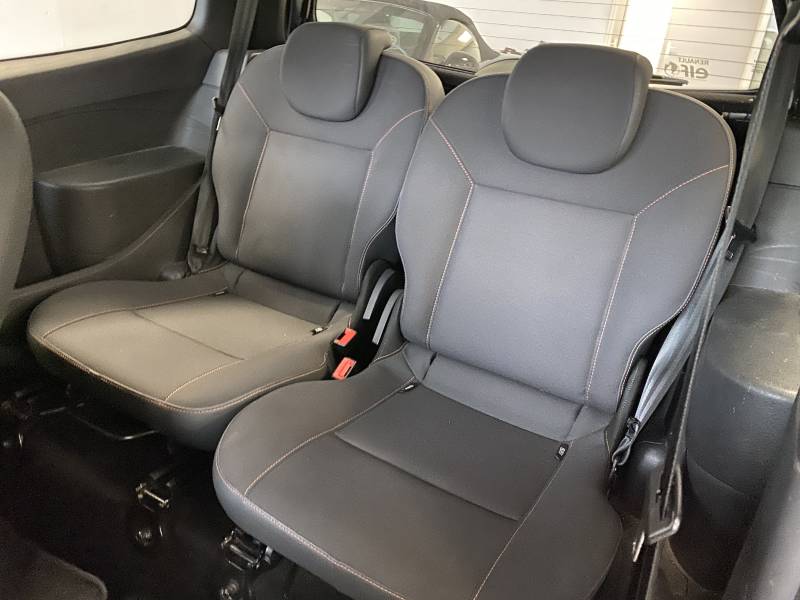 Renault Twingo II 1.2 i 16V LEV 75 cv DYNAMIQUE en vente à Six Fours
